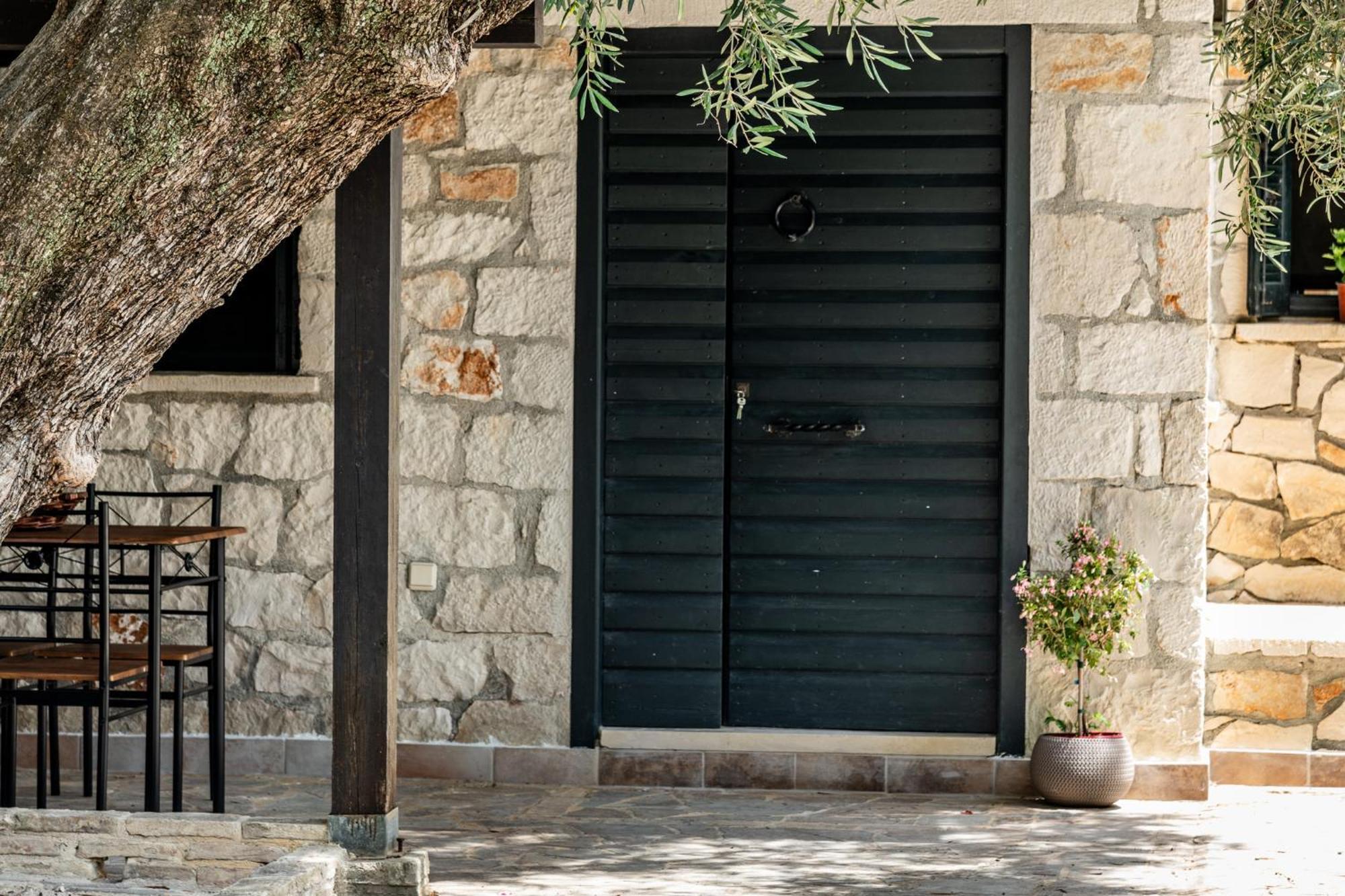 Appartement οrama - 5 Stone View Close To The Castle At Bohali Hill *